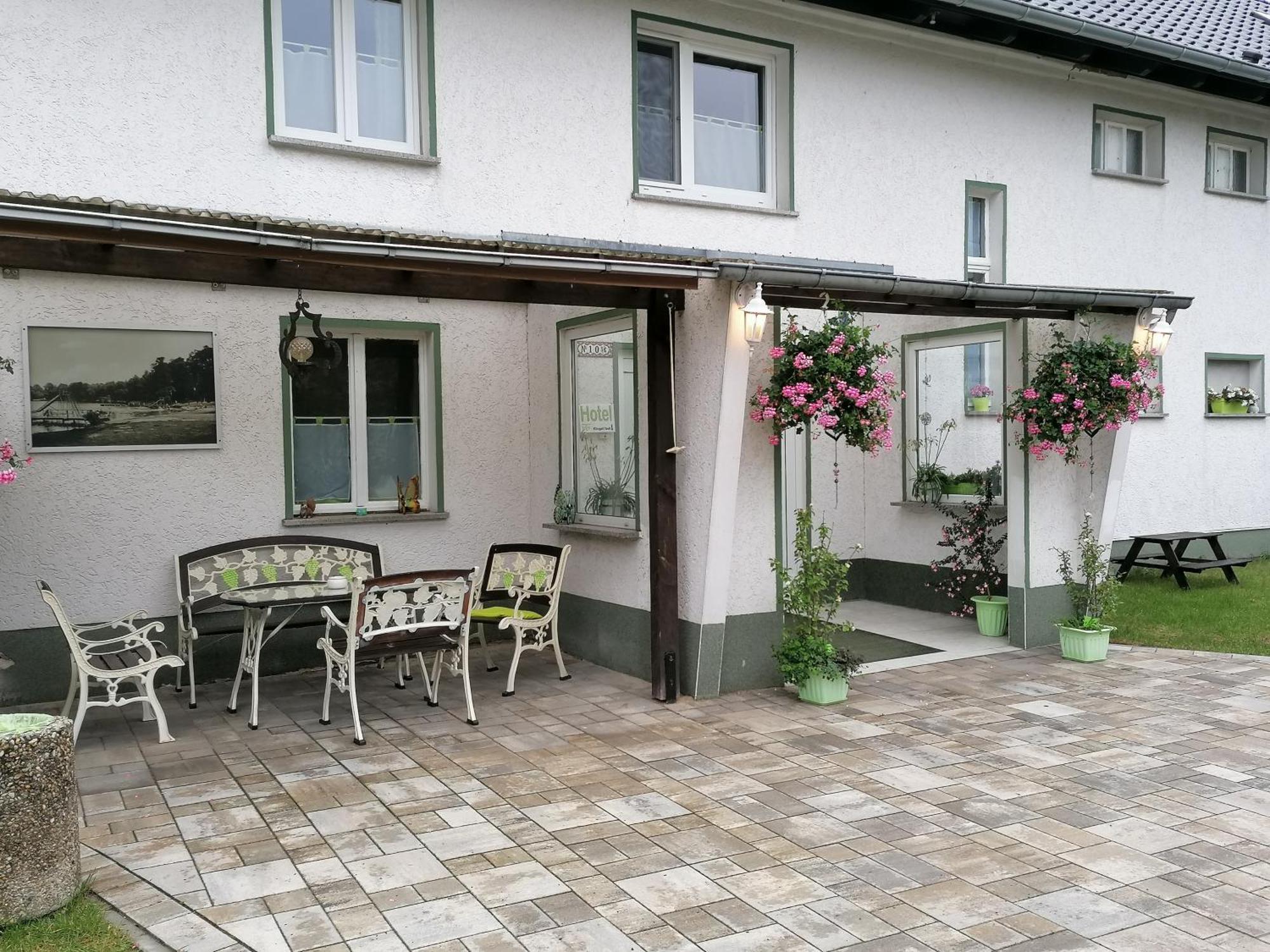 Zesch "Maerkische Traube" Idyllisches Gaestehaus Fuer Selbsversorger מראה חיצוני תמונה
